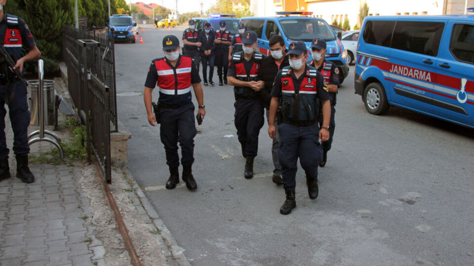 İntihar ihbarından cinayet çıktı