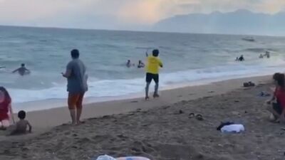 Sahte cankurtaran şakası! Herkes bir anda denizden çıktı