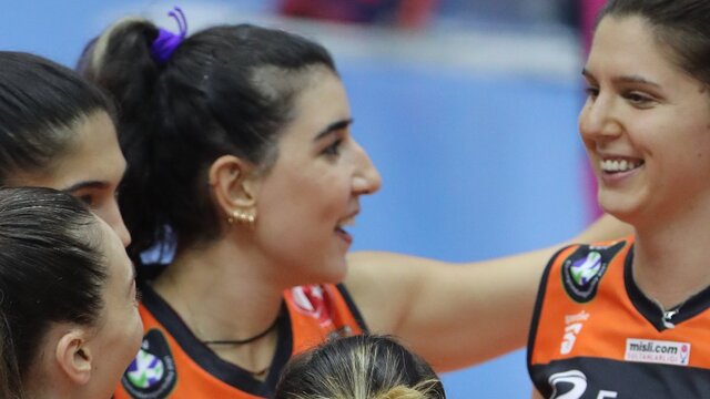 Eczacıbaşı VitrA, 3-0 kazandı