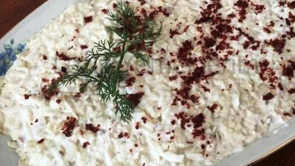 Ayvalı kereviz salatası yapılışı ve püf noktaları