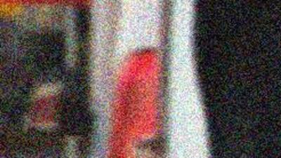 Kızını döven babayı darbettiler