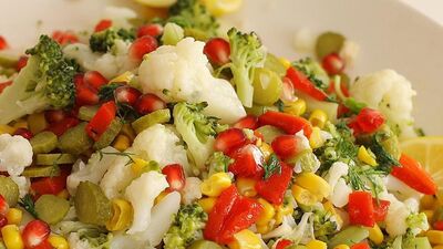 Diyet salata tarifleri: Karnabahar salatası