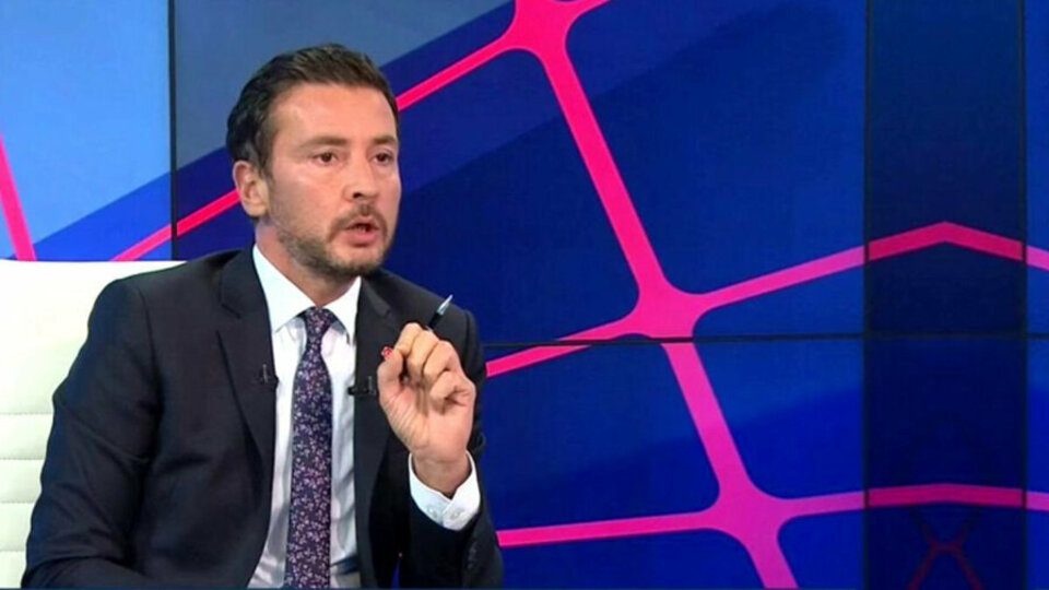 Ersin Düzen kimdir?