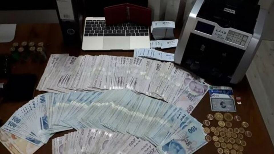 Hayali öğrenciyle milyonluk vurgun!