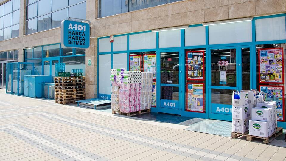 A101'de bayrak değişimi