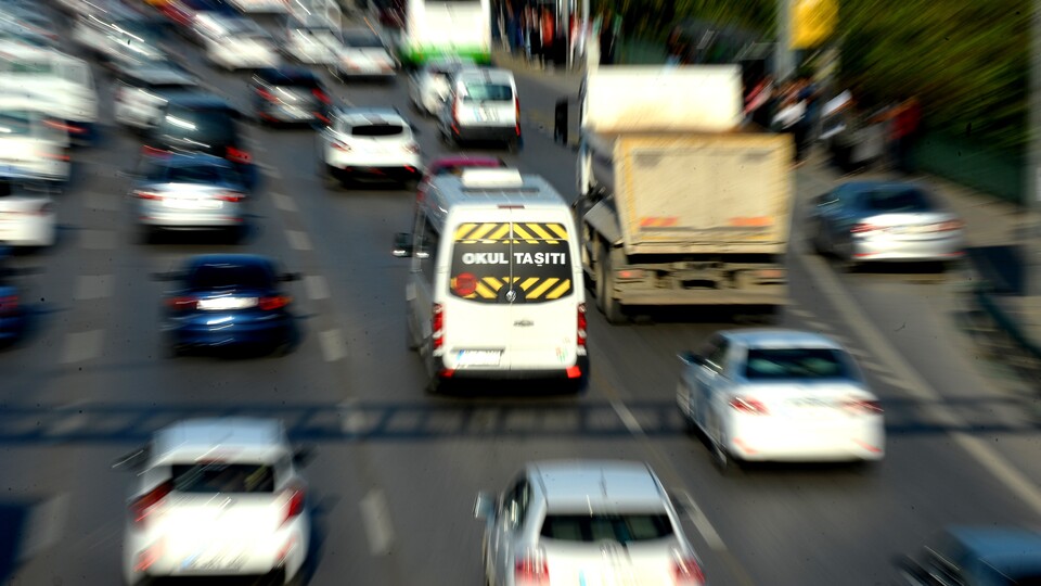 İstanbul'da öğrenci ve personel servislerine zam!