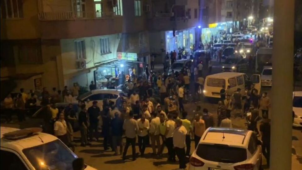 Şanlıurfa Valiliğinden Türk Bayrağını indirme girişimi ile ilgili açıklama