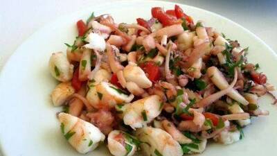 Ahtapot salatası ve tarhana ezme tarifi