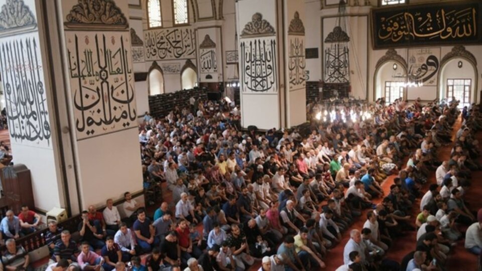 25 Eylül Bursa Cuma namazı saat kaçta?