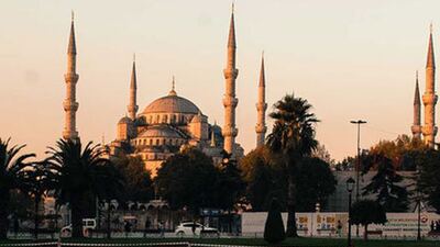 İstanbul cuma saati kaçta?