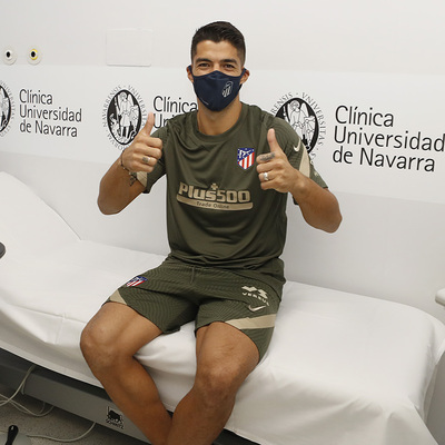 Barça, Suarez'i rakibine sattı!