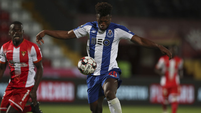 Fenerbahçe durmuyor!