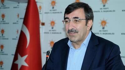 AK Parti'li Cevdet Yılmaz Kovid-19'a yakalandı