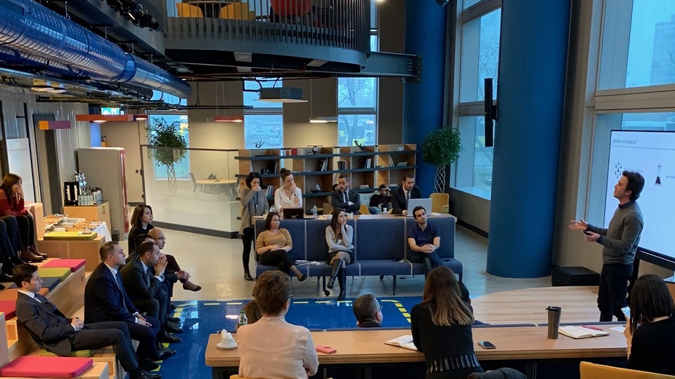 QNBEYOND 2'inci dönem mezunlarını verdi