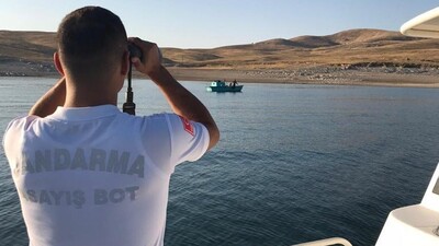 5 kişilik aile Keban'da mahsur kaldı!