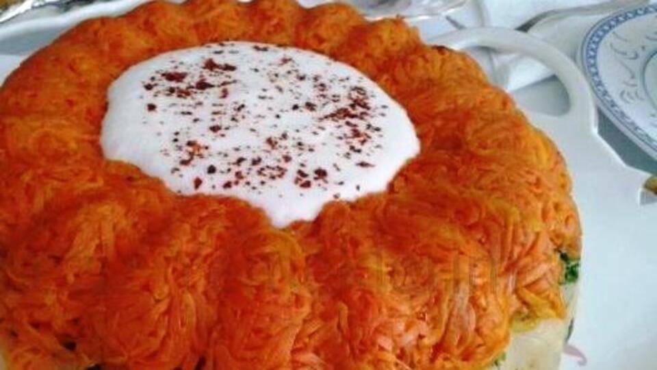 Pratik ve besleyici patatesli havuç salatası tarifi