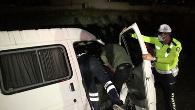 Kontrolden çıktı! Şarampolde durdu! Görenler şoke oldu!