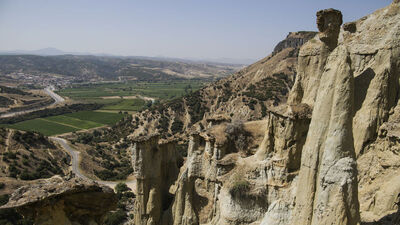 Geçmişten geleceğe yolculuğa çıkarıyor