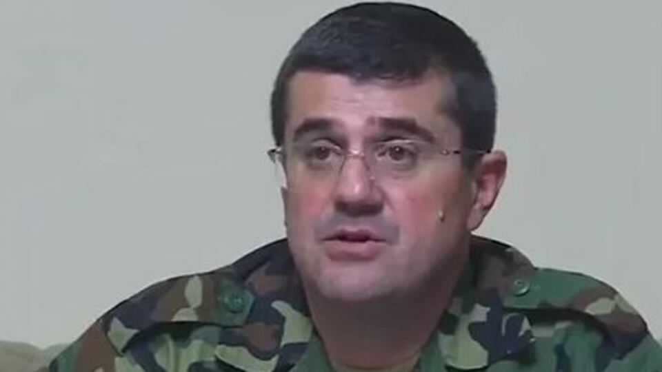 Karabağ'ın sözde Cumhurbaşkanı Harutyunyan: "Tüm pozisyonları kaybettik!"