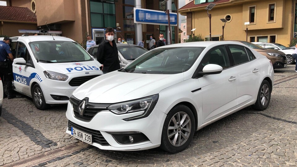 İstanbul'da banka sırasında akılalmaz hırsızlık!