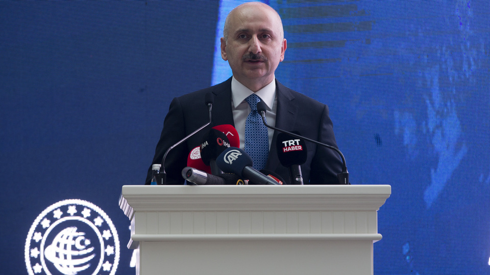 "Ücretsiz internet paketlerine devam"