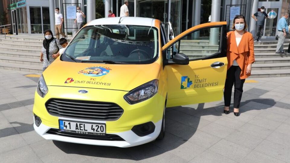 'Anne Taksi' ile ücretsiz ulaşım