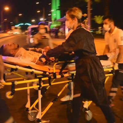 İstanbul'dan sonra İzmir'de! Taksicilerin silahlı kavgası!