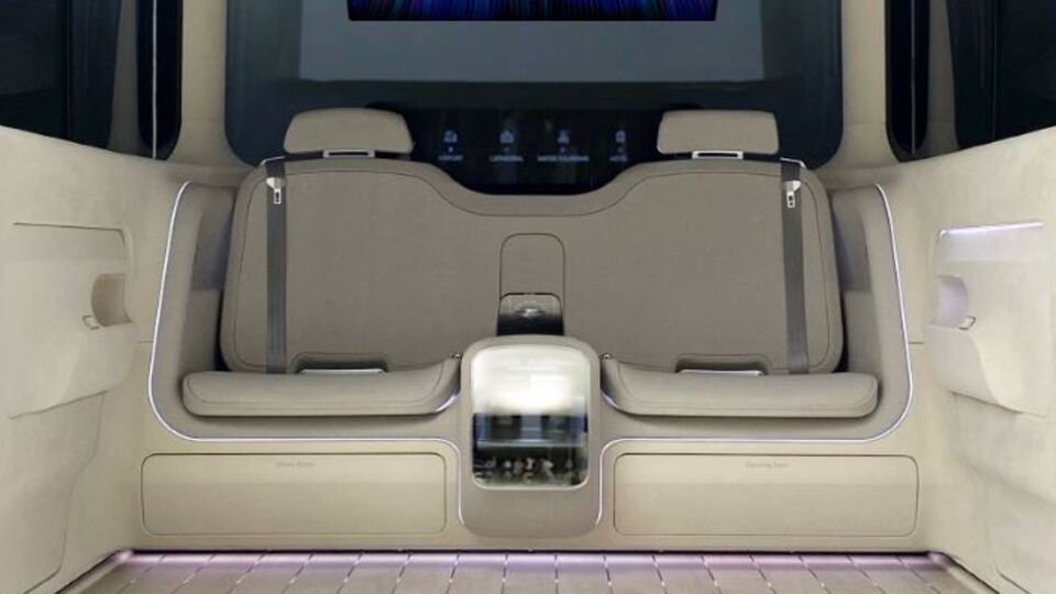 Geleceğin otomobilini yorumladılar!