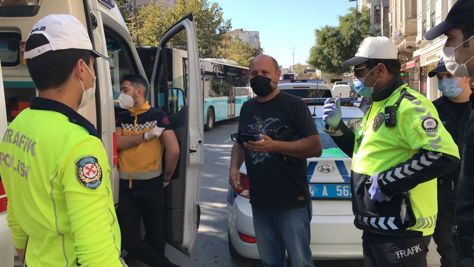 Karantinayı ihlal edip taksiye çıktı