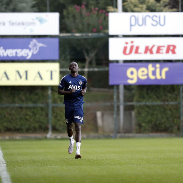 Papiss Cisse çalışmalara başladı