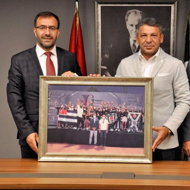 Fatih Çintimar'dan Beşiktaş'a ziyaret
