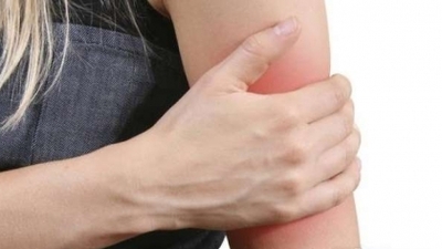 Kol ağrısına yol açan etkenler ve tedavileri