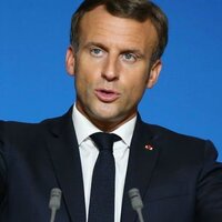 Macron: "Fransa'da, cumhuriyetin ortağı olması için İslam'ın yapılandırılması gerekiyor"