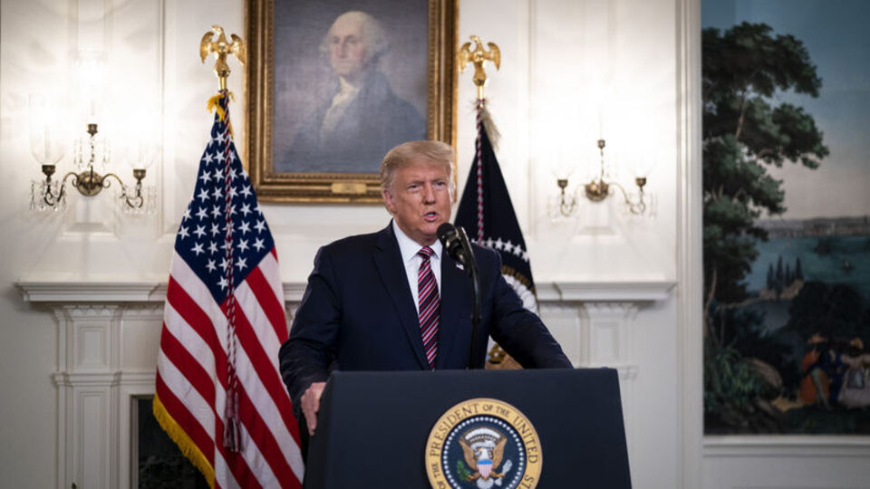 Trump, beyaz ırkçı grubu kınadı