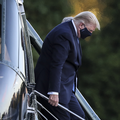 Hastaneye kaldırılan Trump'tan yeni haber!