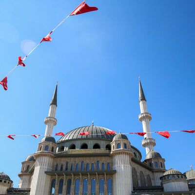 İskeleler söküldü, dış cephe göründü