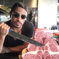 Nusret sosyal medyanın diline düştü