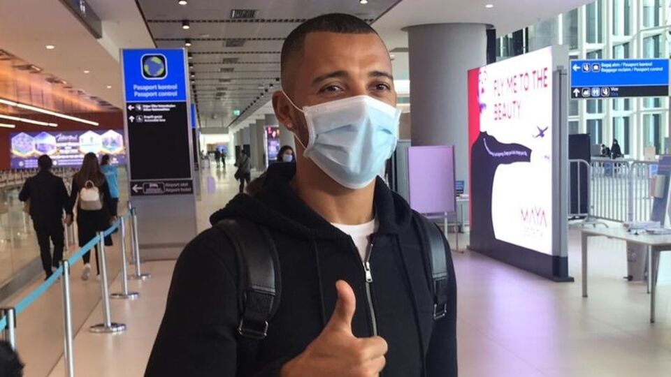 Vitor Hugo İstanbul'a geldi