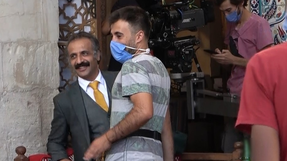 Rolleri başlarına bela oluyor