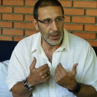 'Kumpasa geldim, karımdan özür diliyorum'