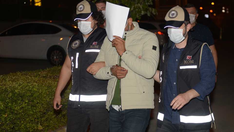 Eskişehir'de 'sınav jokeri' operasyonu: 8 gözaltı!