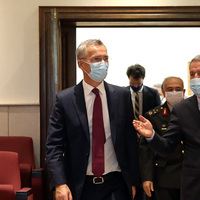 Bakan Akar, NATO Genel Sekreteri Stoltenberg ile görüştü!