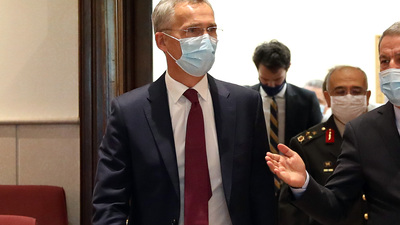 Bakan Akar, NATO Genel Sekreteri Stoltenberg ile görüştü!