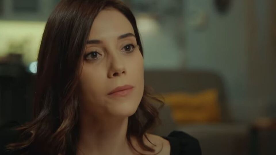 Cansu Dere ekrana geri dönüyor!