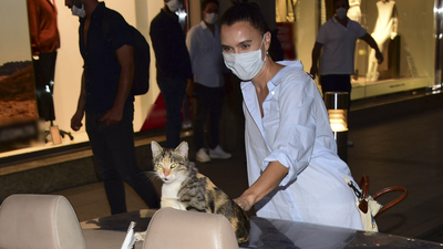 Ünlü oyuncuya tatlı sürpriz