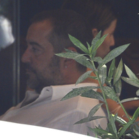 Ata Demirer'in iş toplantısı