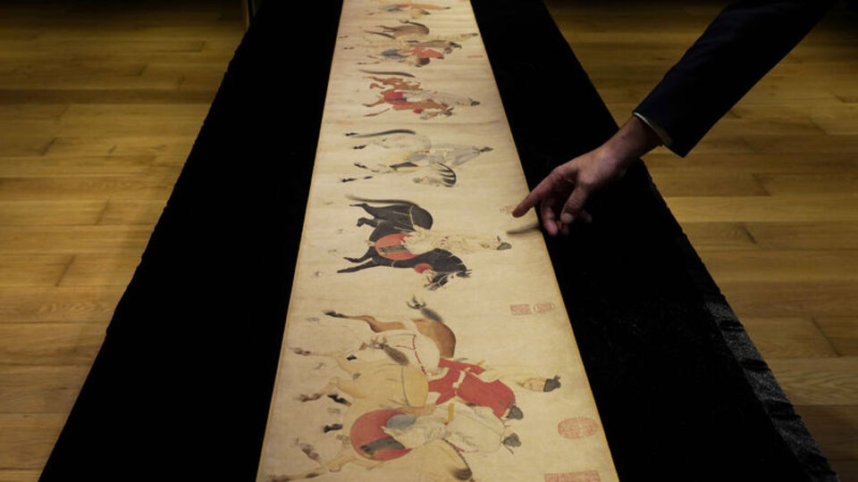 700 yıllık! Rekor fiyata satıldı