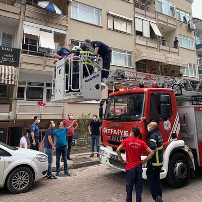 Girdiği evde yaşlı kadını rehin almaya çalıştı!