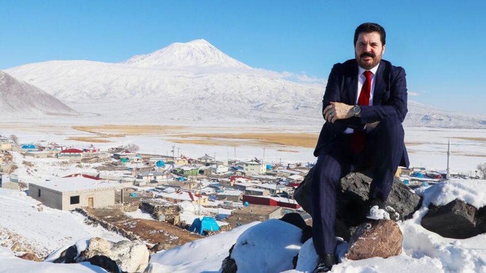 Nuh'un gemisi hangi dağda?