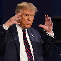 Trump başkanlık düellosundan çekildi